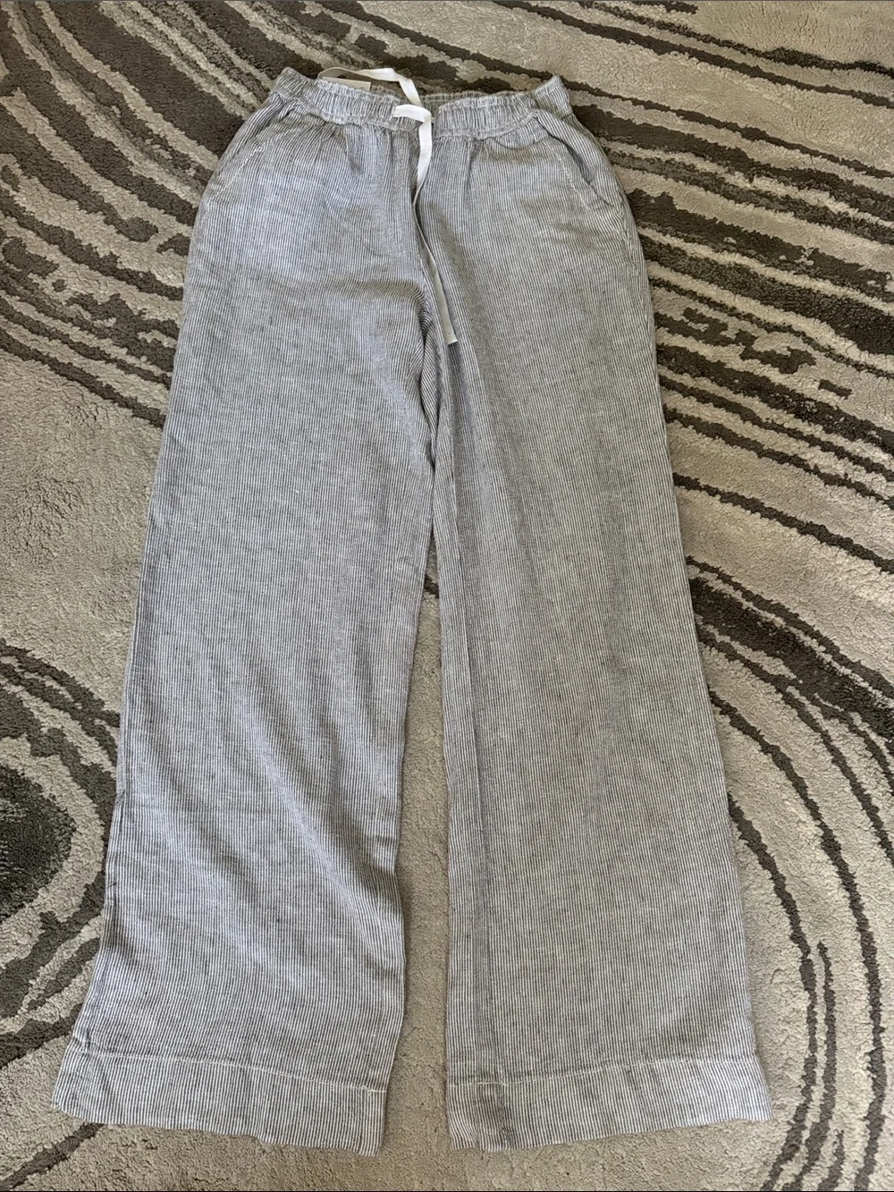 Briggs New York Women’s Light Gray Wide-Leg Drawstring Pants